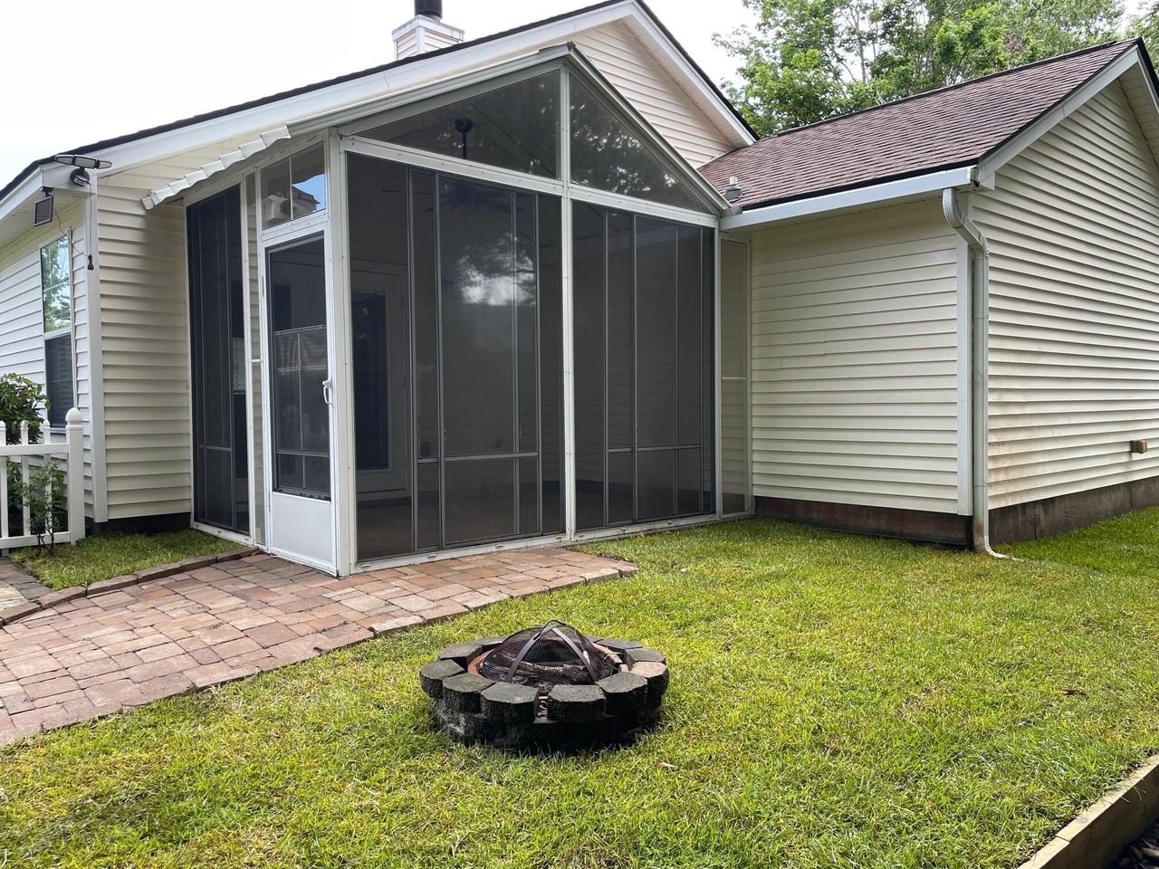 210 Lytham Ct - Photo 2 of 34