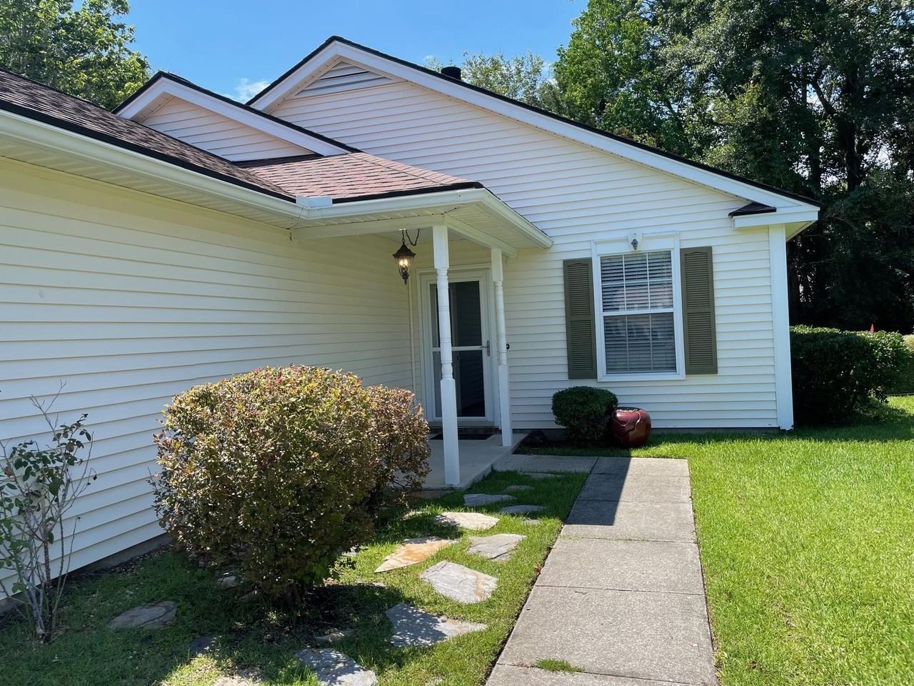 210 Lytham Ct - Photo 3 of 34