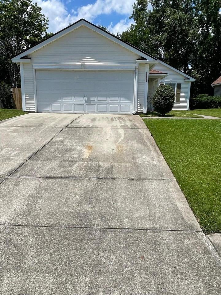 210 Lytham Ct - Photo 5 of 34
