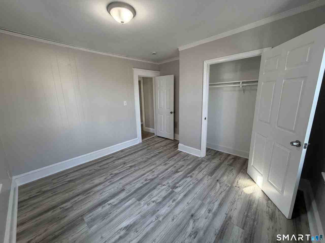 709 Capitol Ave #2ndFL - Photo 3 of 18