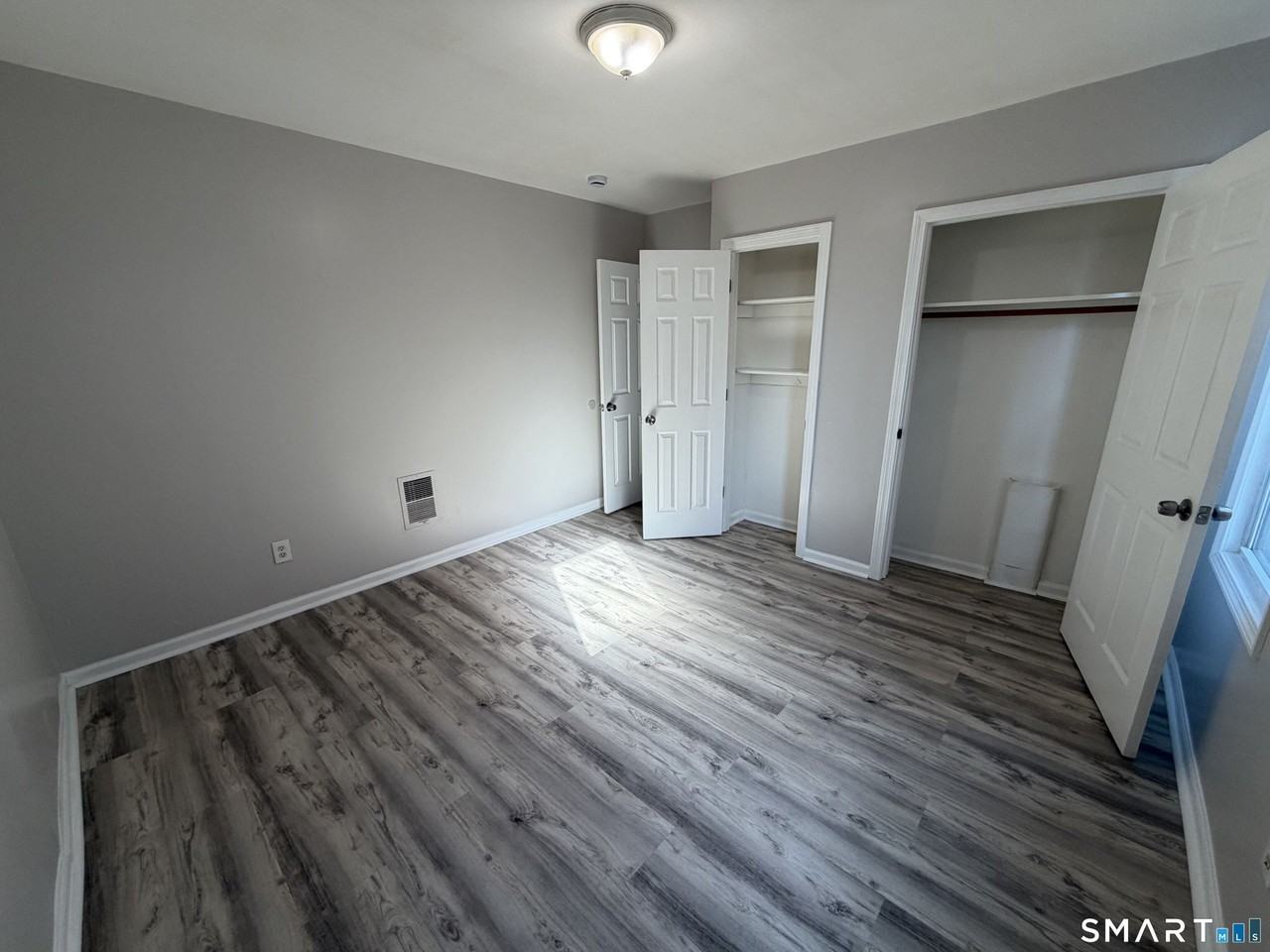 709 Capitol Ave #2ndFL - Photo 4 of 18