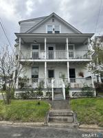 featured image of 370 High St #3rdFL