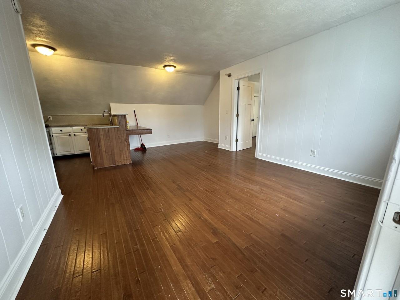 370 High St #3rdFL - Photo 6 of 18
