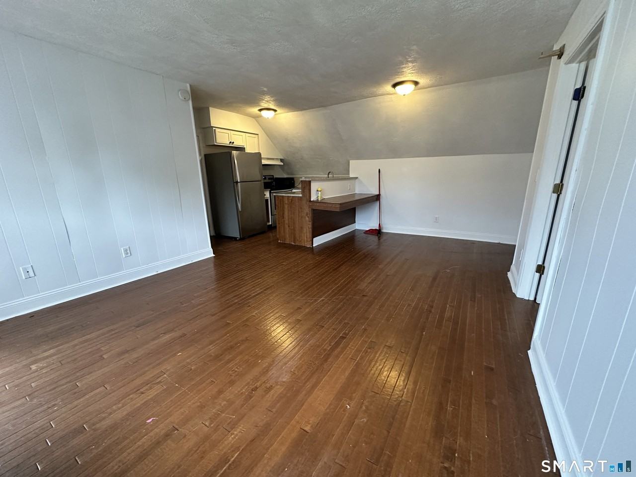370 High St #3rdFL - Photo 7 of 18