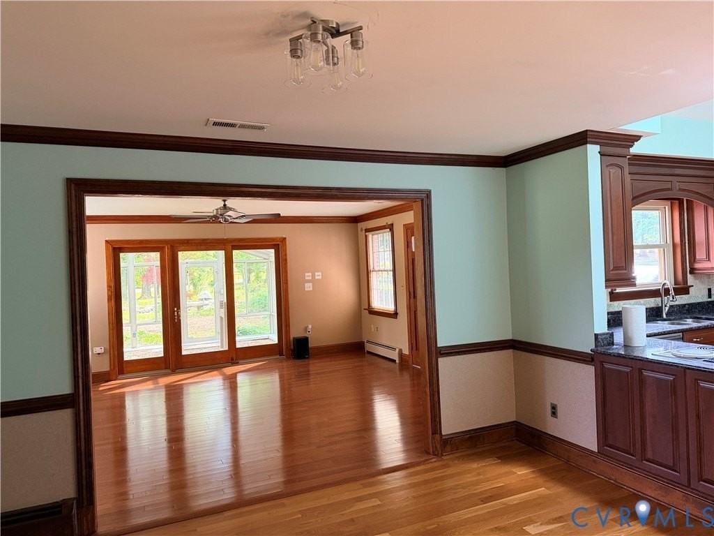 5970 Springfield Rd - Photo 5 of 17