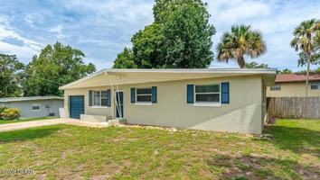 featured image of 328 Slayton Ave #U