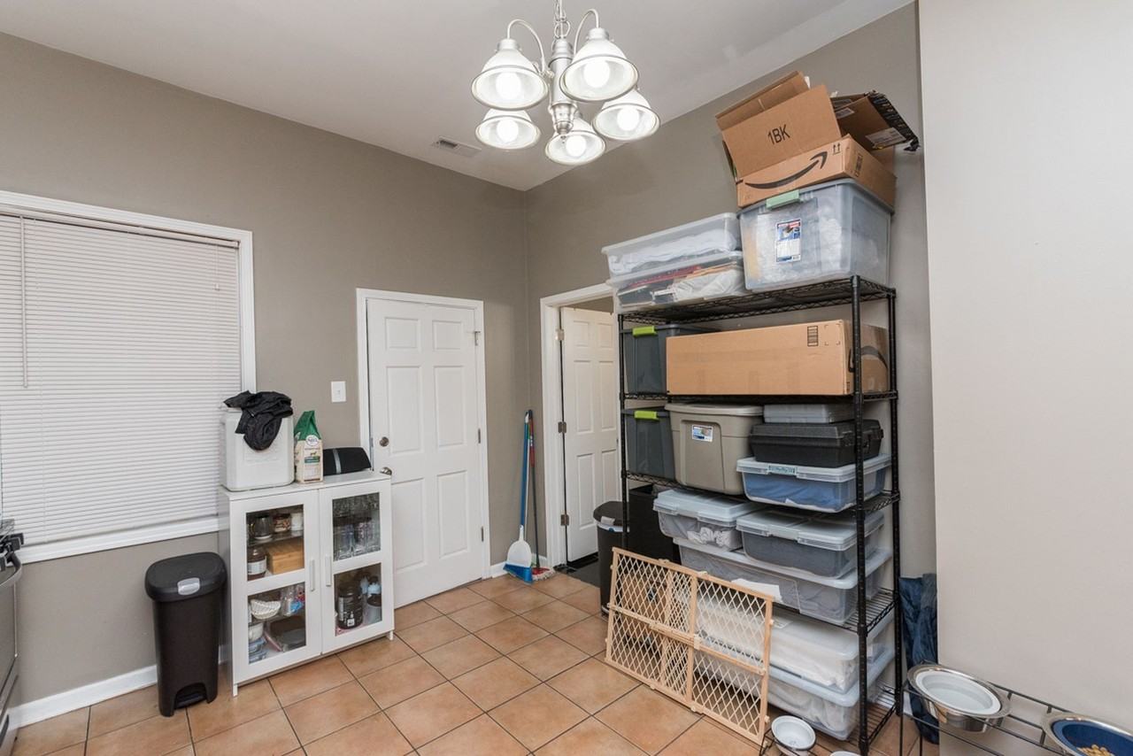 1634 N Campbell Ave #1 - Photo 6 of 14