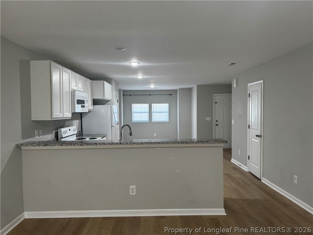 513 Directive Dr - Photo 4 of 15