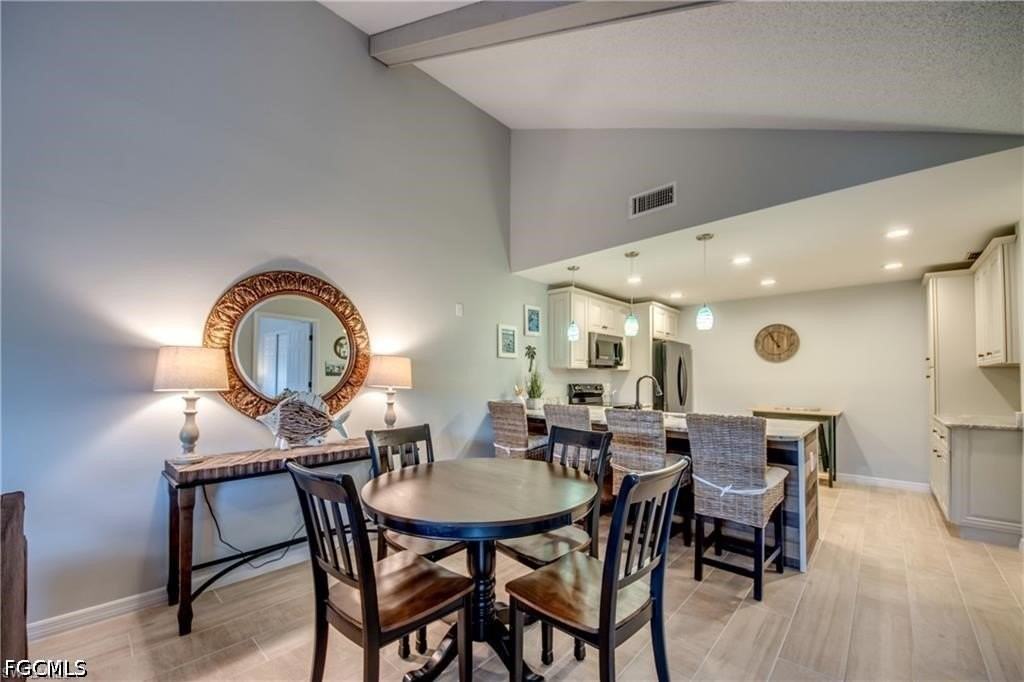 6337 Royal Woods Dr - Photo 7 of 33