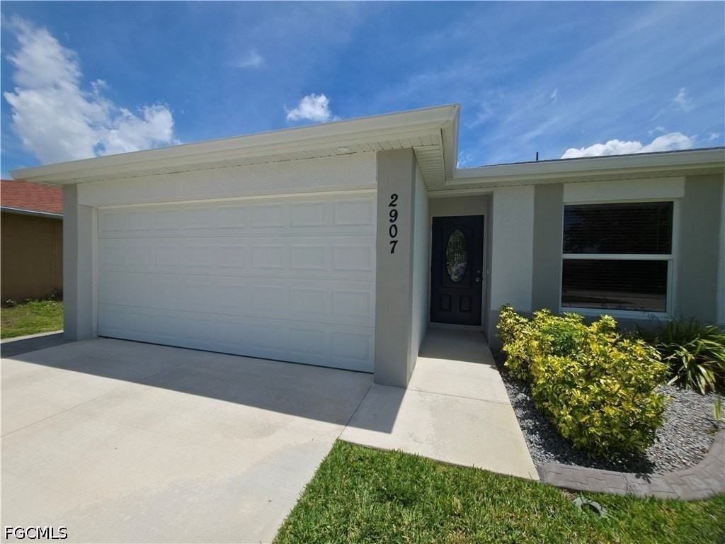 2907 Sw Santa Barbara Pl - Photo 2 of 22