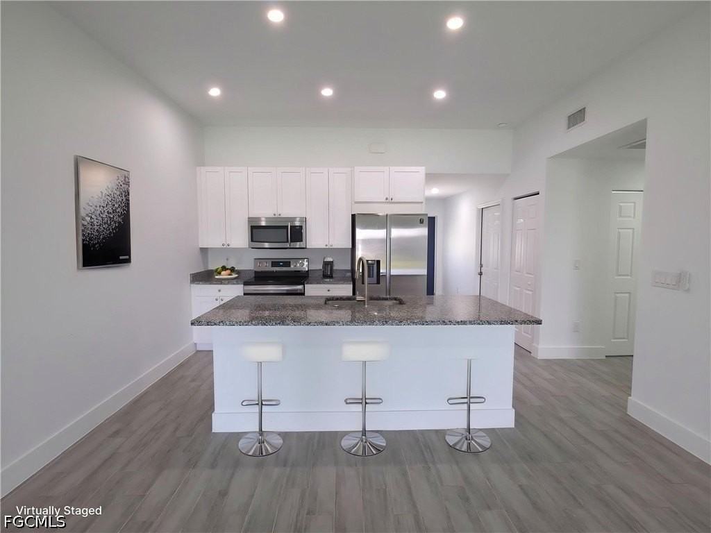 2907 Sw Santa Barbara Pl - Photo 3 of 22