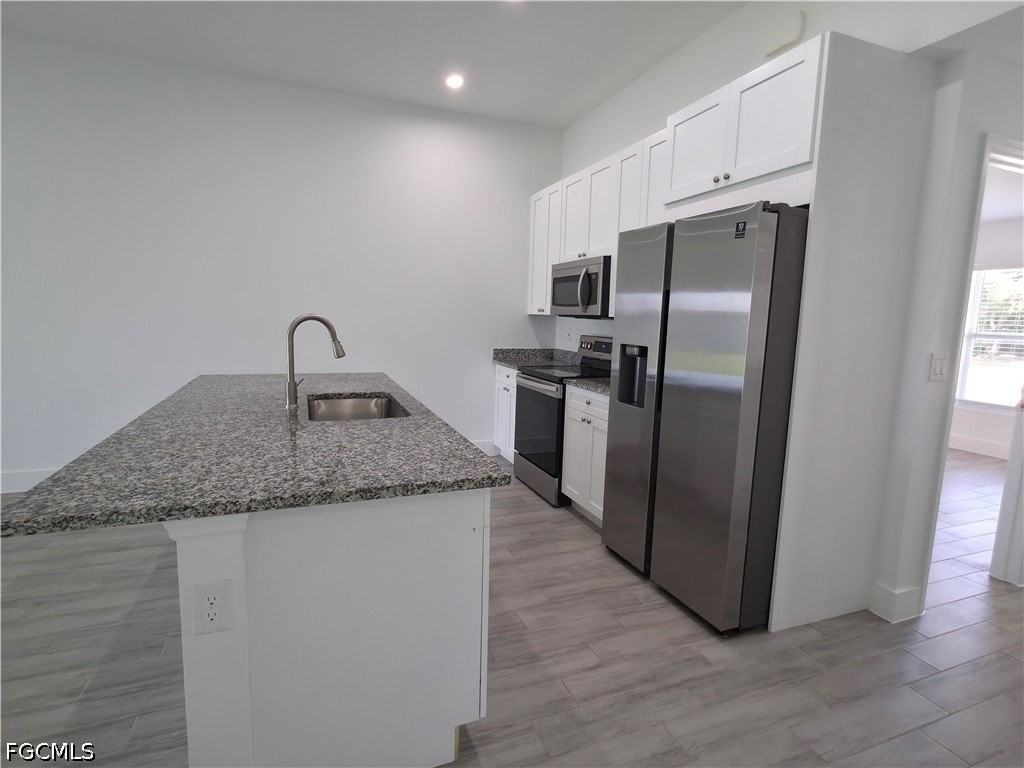 2907 Sw Santa Barbara Pl - Photo 5 of 22