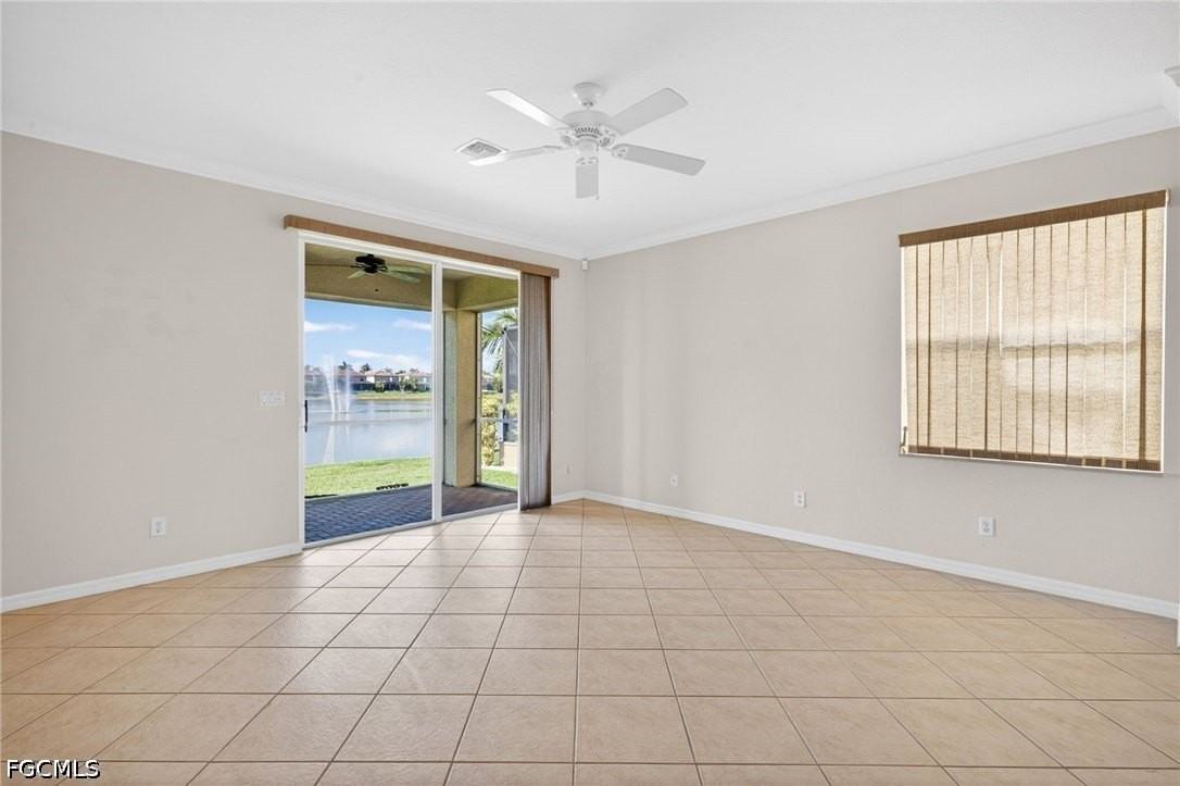 8369 Sumner Ave - Photo 4 of 40