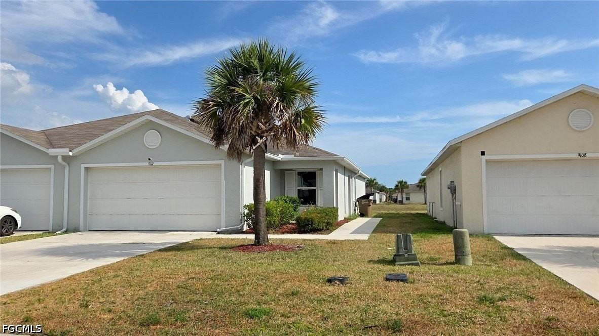9112 Aegean Cir - Photo 3 of 21