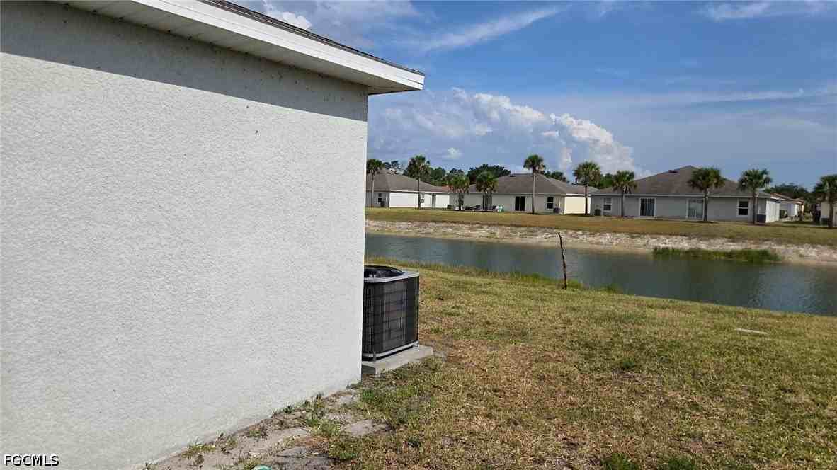 9112 Aegean Cir - Photo 5 of 21