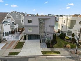 302 N Nassau Ave - Photo 1 of 1