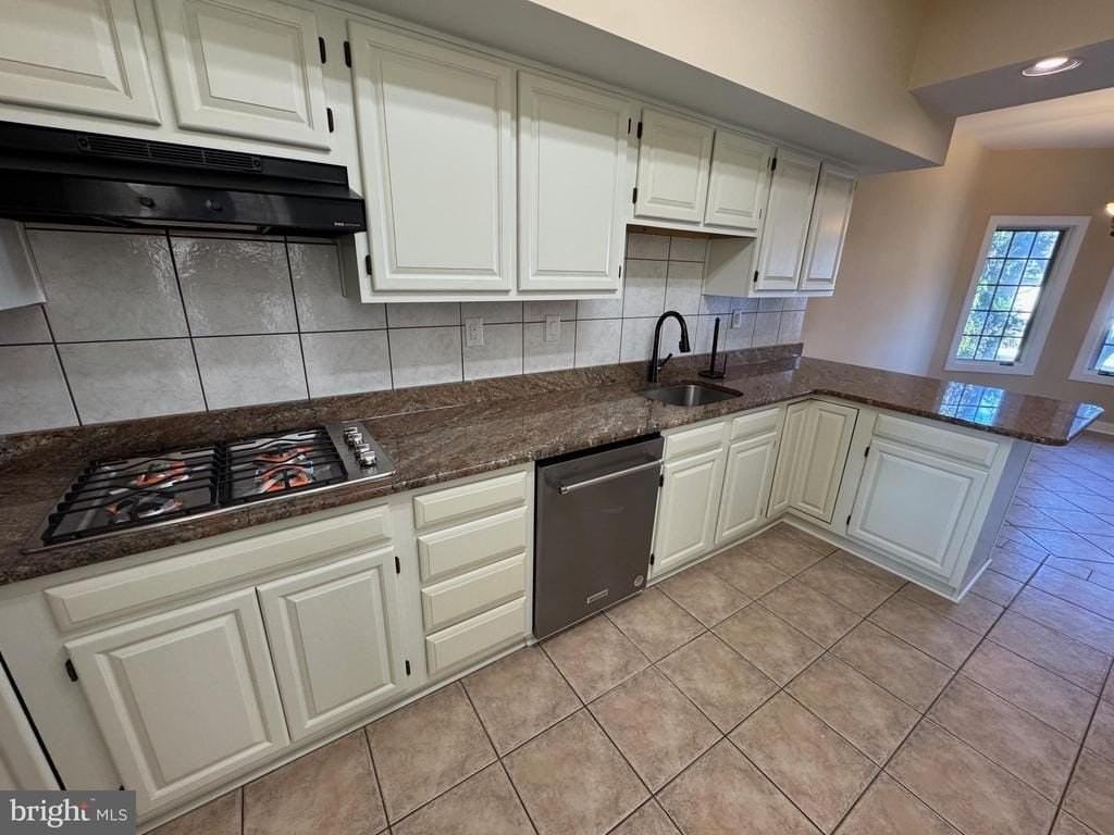 327 Overlook Ln - Photo 7 of 50