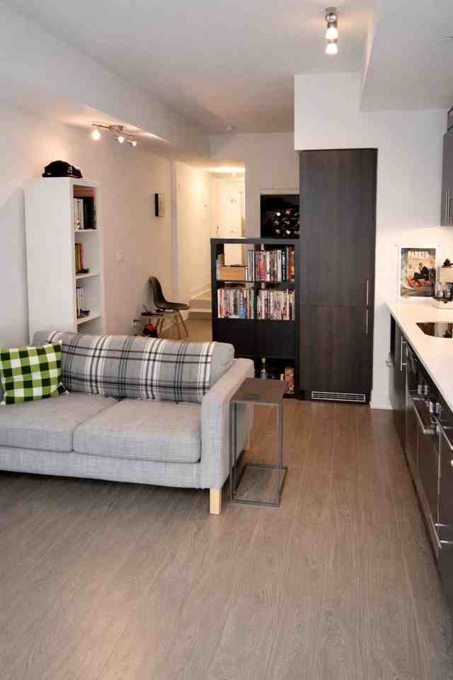 508 Wellington Street West #202 - Photo 4 of 11