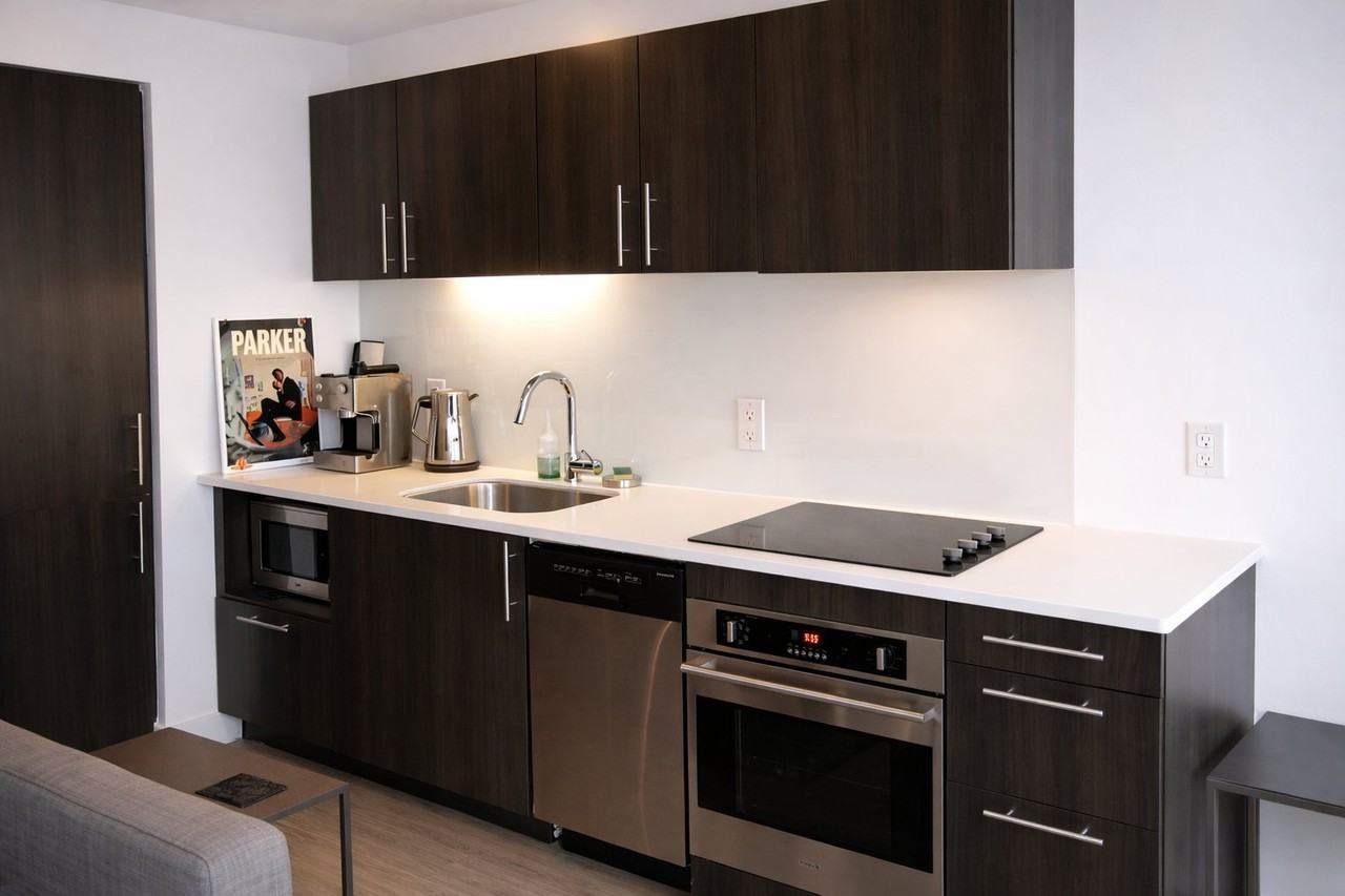 508 Wellington Street West #202 - Photo 3 of 11