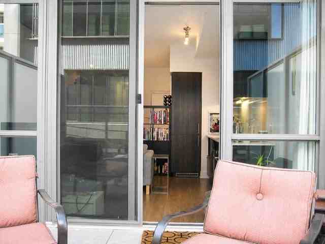 508 Wellington Street West #202 - Photo 7 of 11