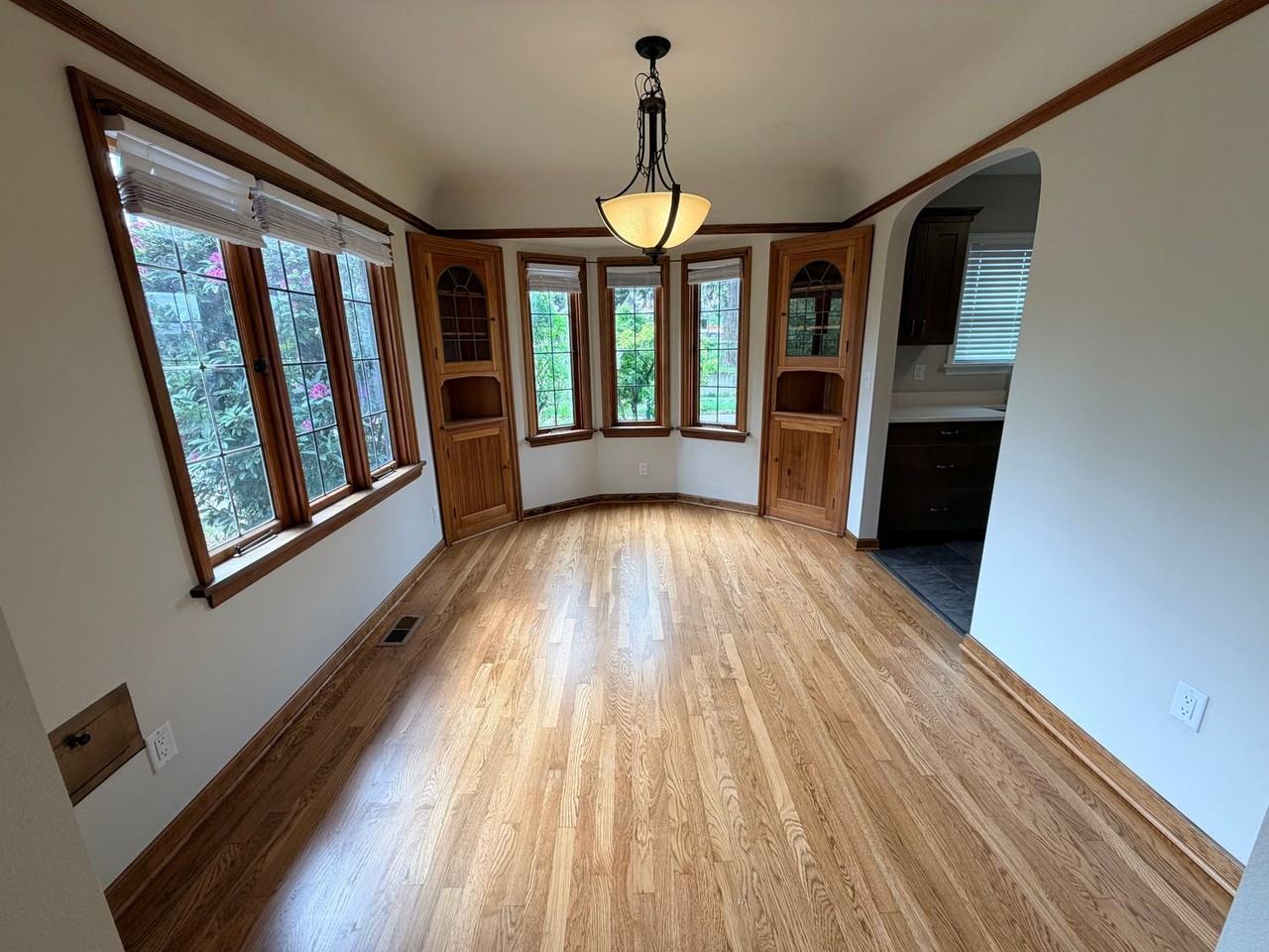 7607 N Interstate Ave - Photo 5 of 21