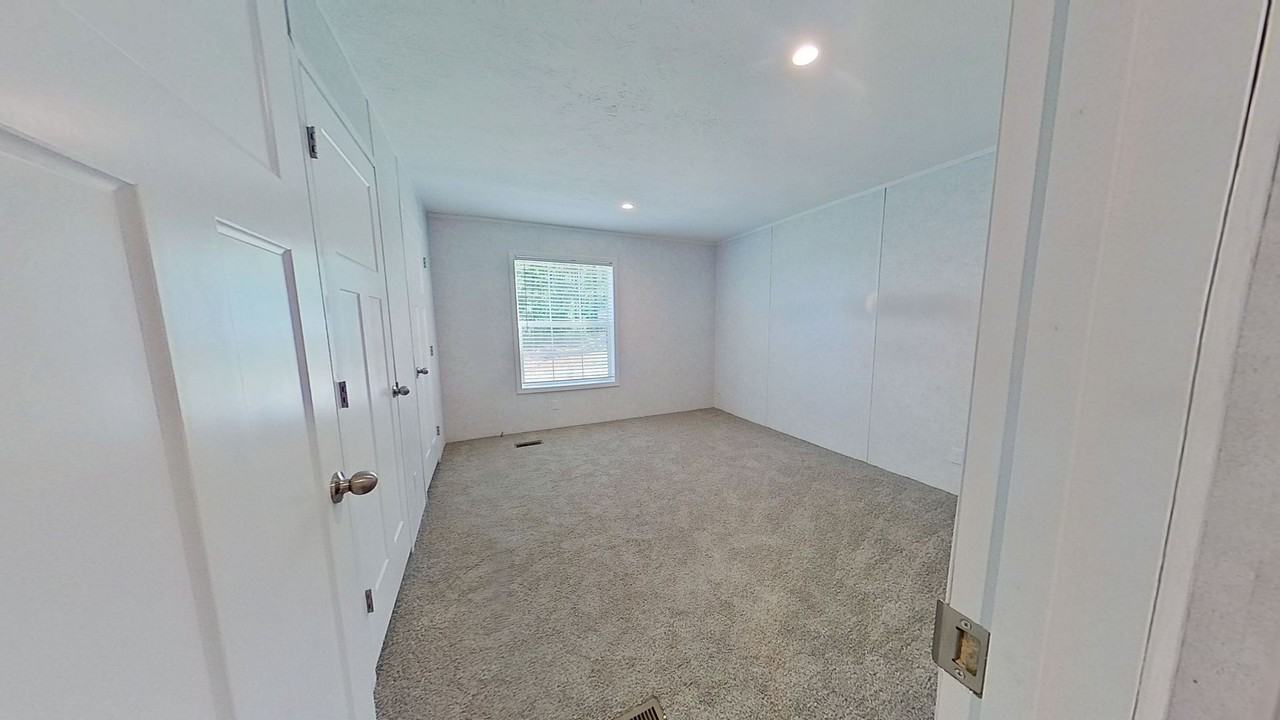 23 Locust Ln - Photo 7 of 7