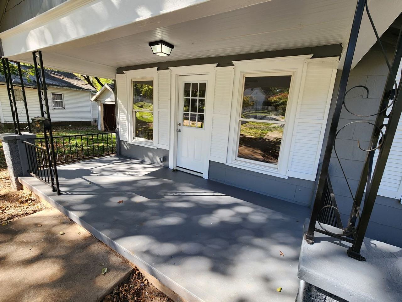 2155 N Kellett Ave - Photo 4 of 25
