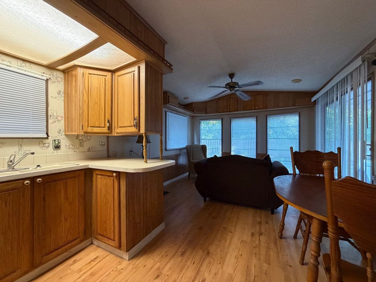 12614 Orange Lake Dr - Photo 6 of 11