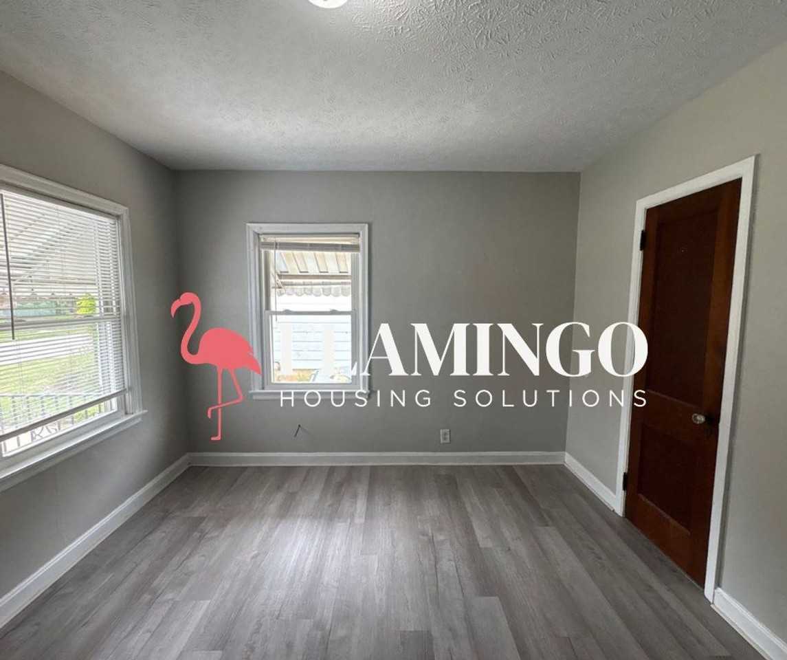 419 Sandhurst Dr - Photo 7 of 14
