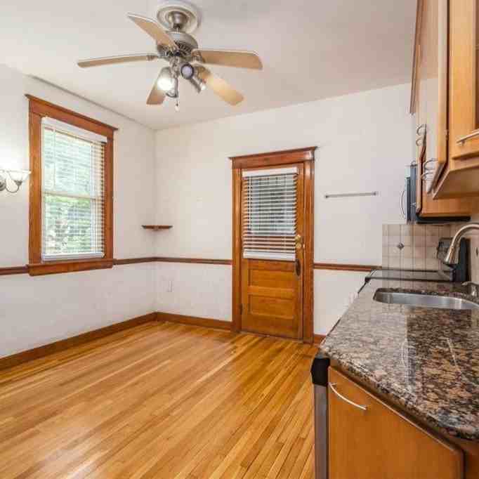 4730 Commonwealth St #2 - Photo 5 of 19