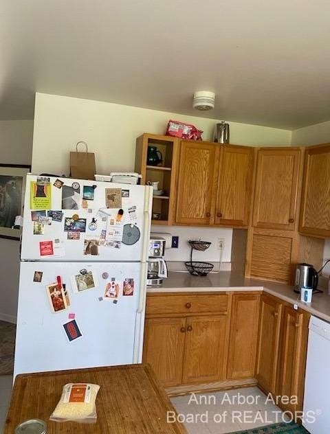 3329 Cardinal Dr - Photo 4 of 13