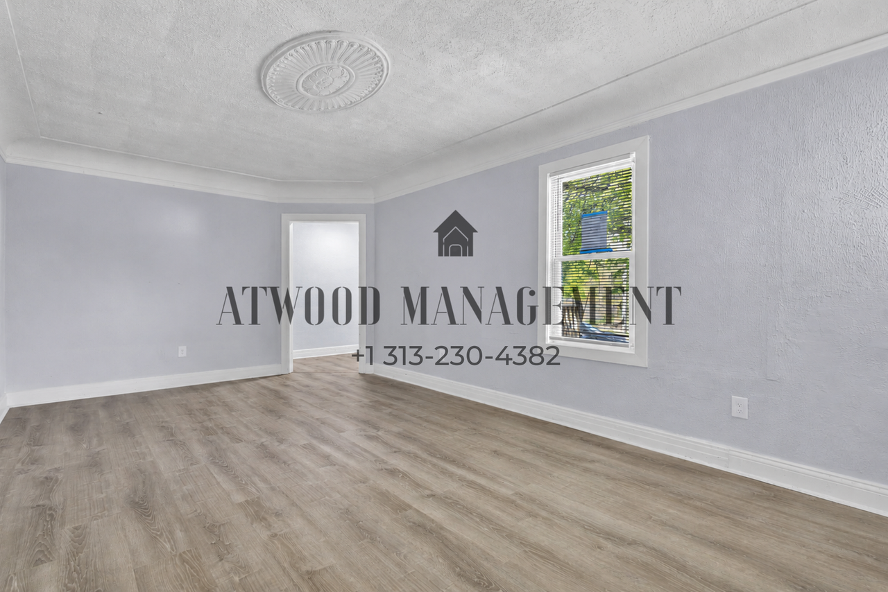 15088 Littlefield St - Photo 2 of 13