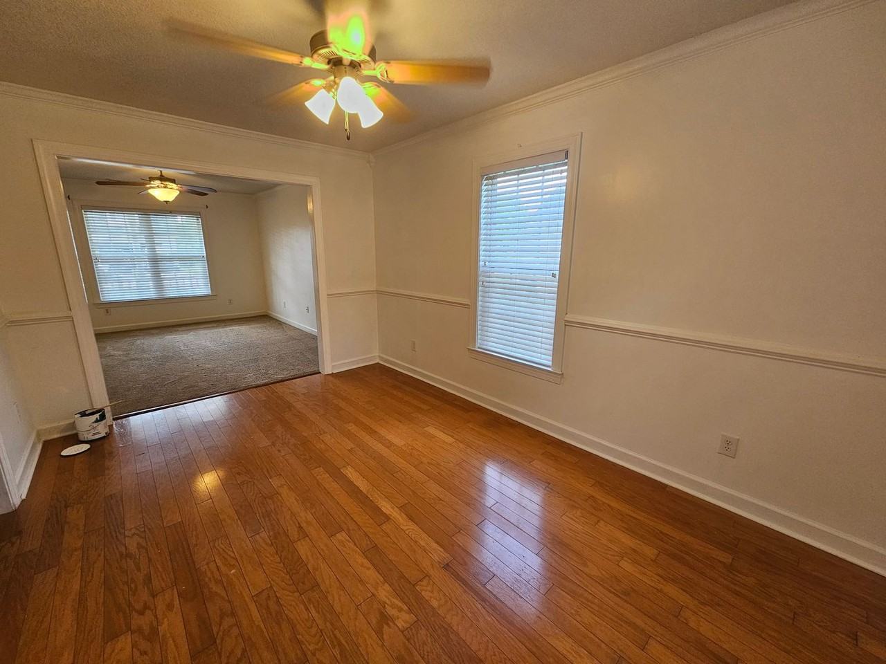 208 Burning Tree Ln - Photo 7 of 31