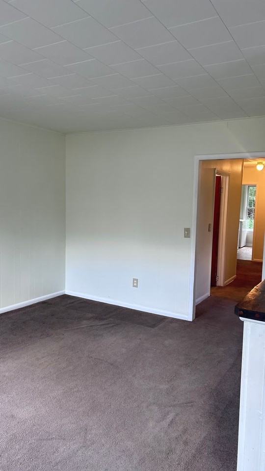 576 Slateford Rd - Photo 7 of 13