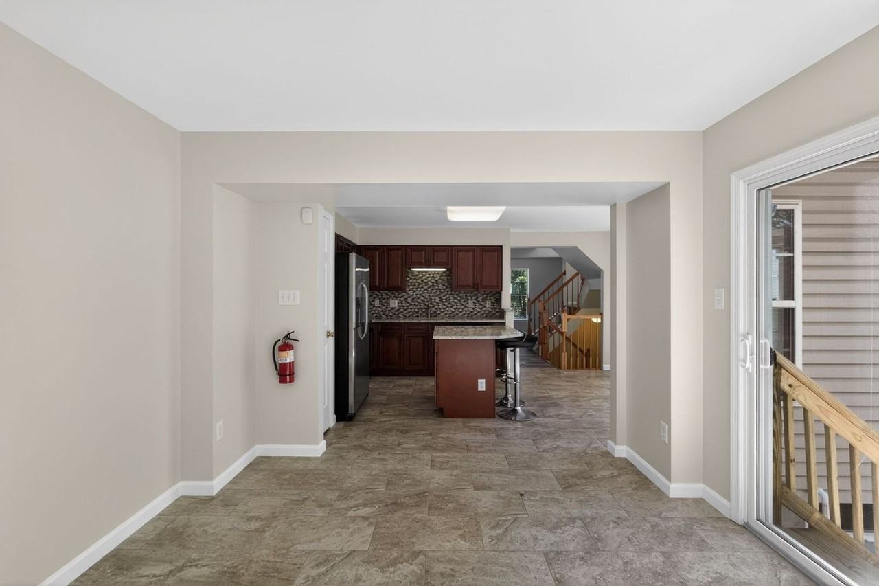 21 Golf View Ct - Photo 5 of 32