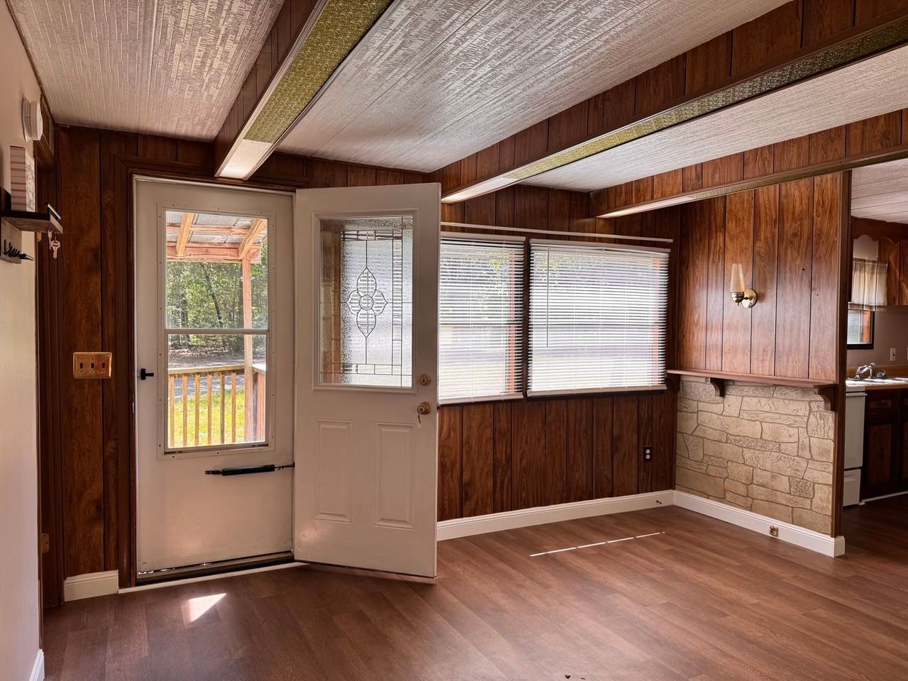 3685 Shady Knoll Dr - Photo 3 of 20