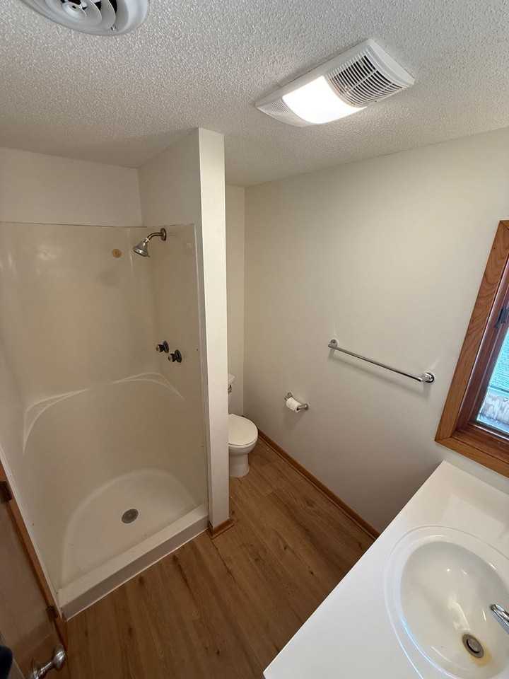 5625 Rice Lake Rd Ne - Photo 3 of 4
