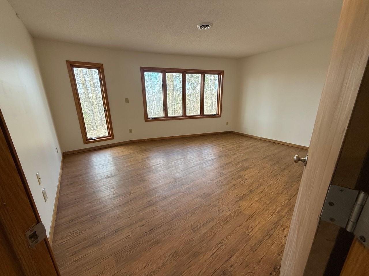 5625 Rice Lake Rd Ne - Photo 4 of 4