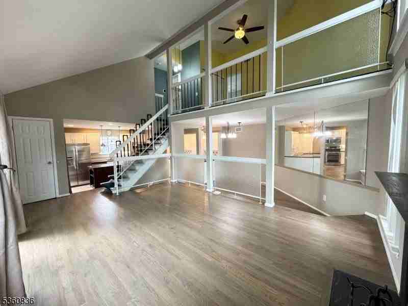 3311 Bloomingdale Dr - Photo 5 of 27