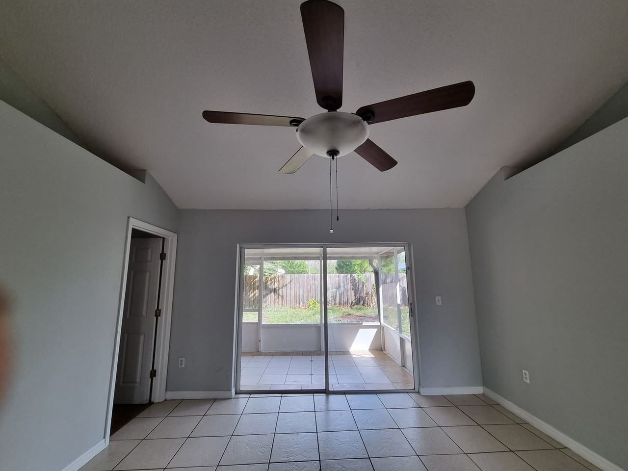 3338 Kelsey Ln - Photo 4 of 21
