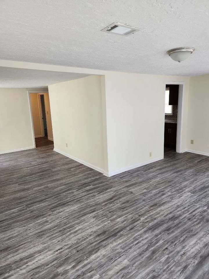 3528 Byron Pl - Photo 6 of 14