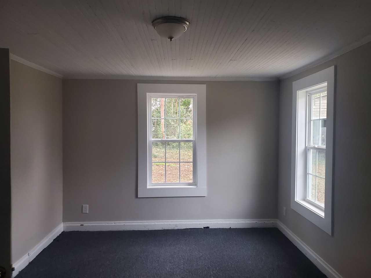 1206 Stephens St - Photo 3 of 9
