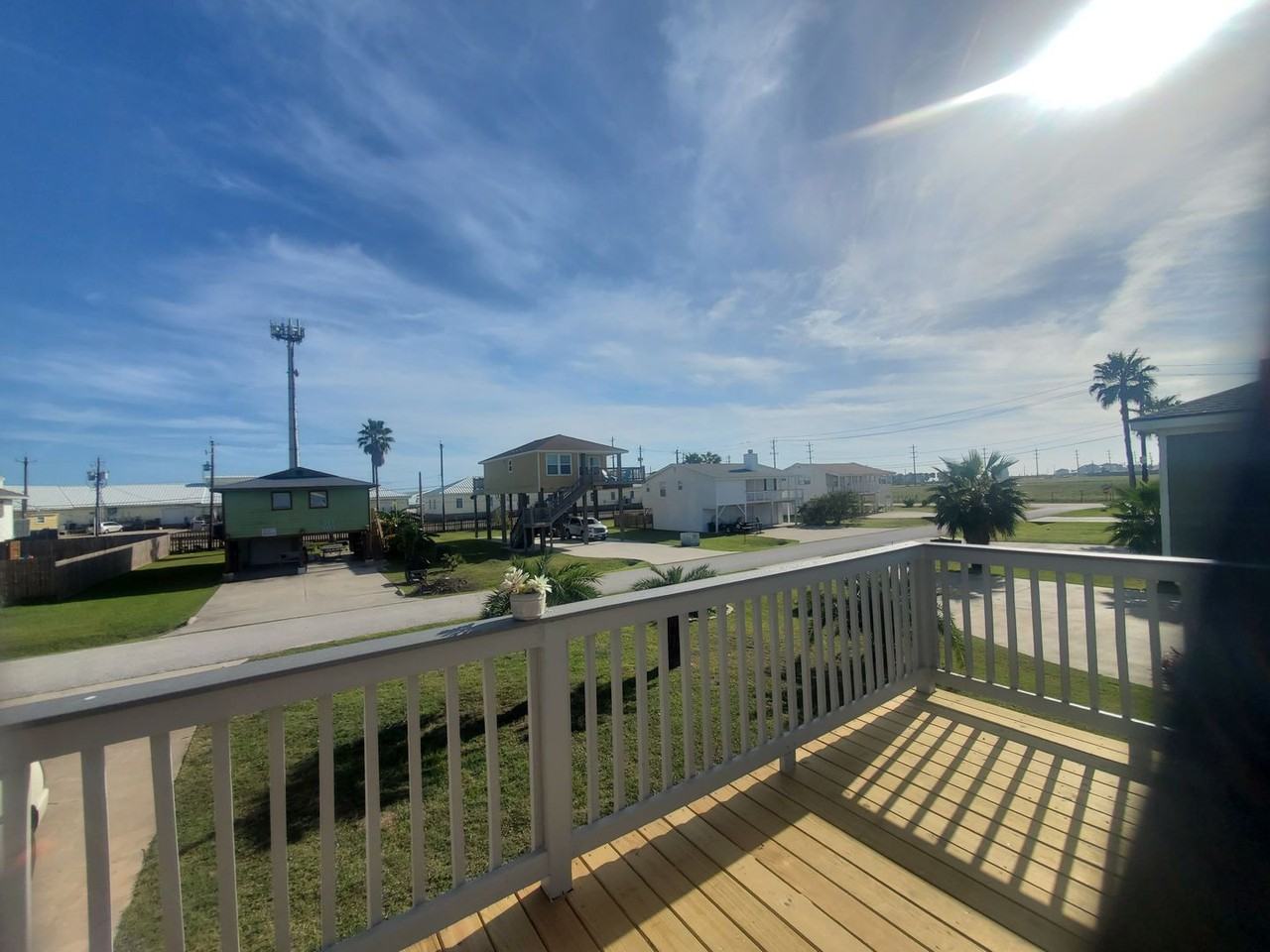 16712 Edward Teach Rd - Photo 3 of 11