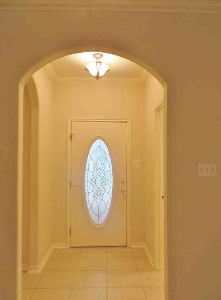 117 Pecos Ct - Photo 2 of 28