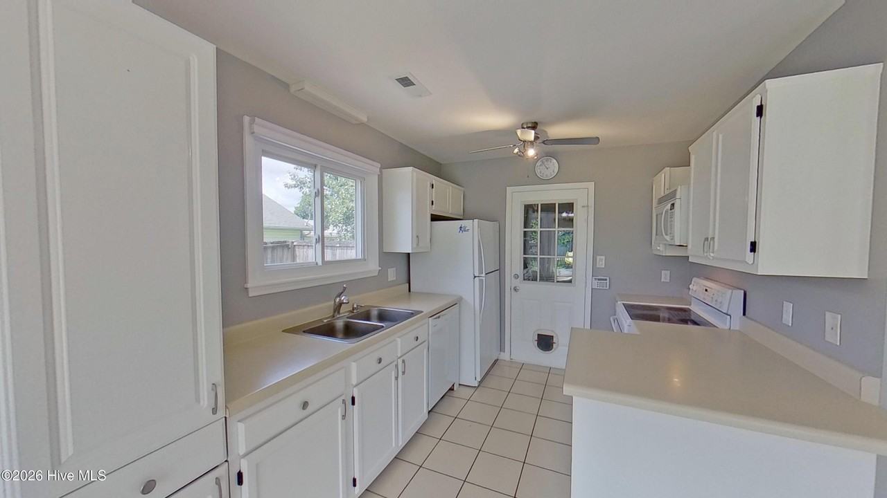 95 Eastgate Dr - Photo 6 of 26
