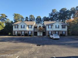 featured image of 2942 Mulberry Ln #E