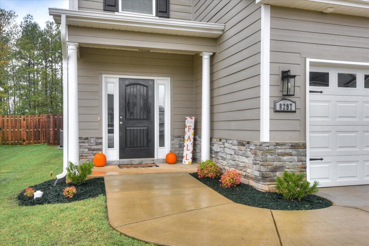 8297 Bannock Cir - Photo 3 of 44