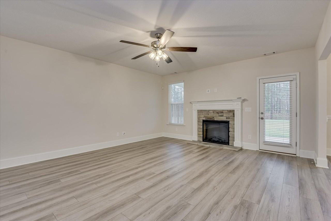 8297 Bannock Cir - Photo 7 of 44