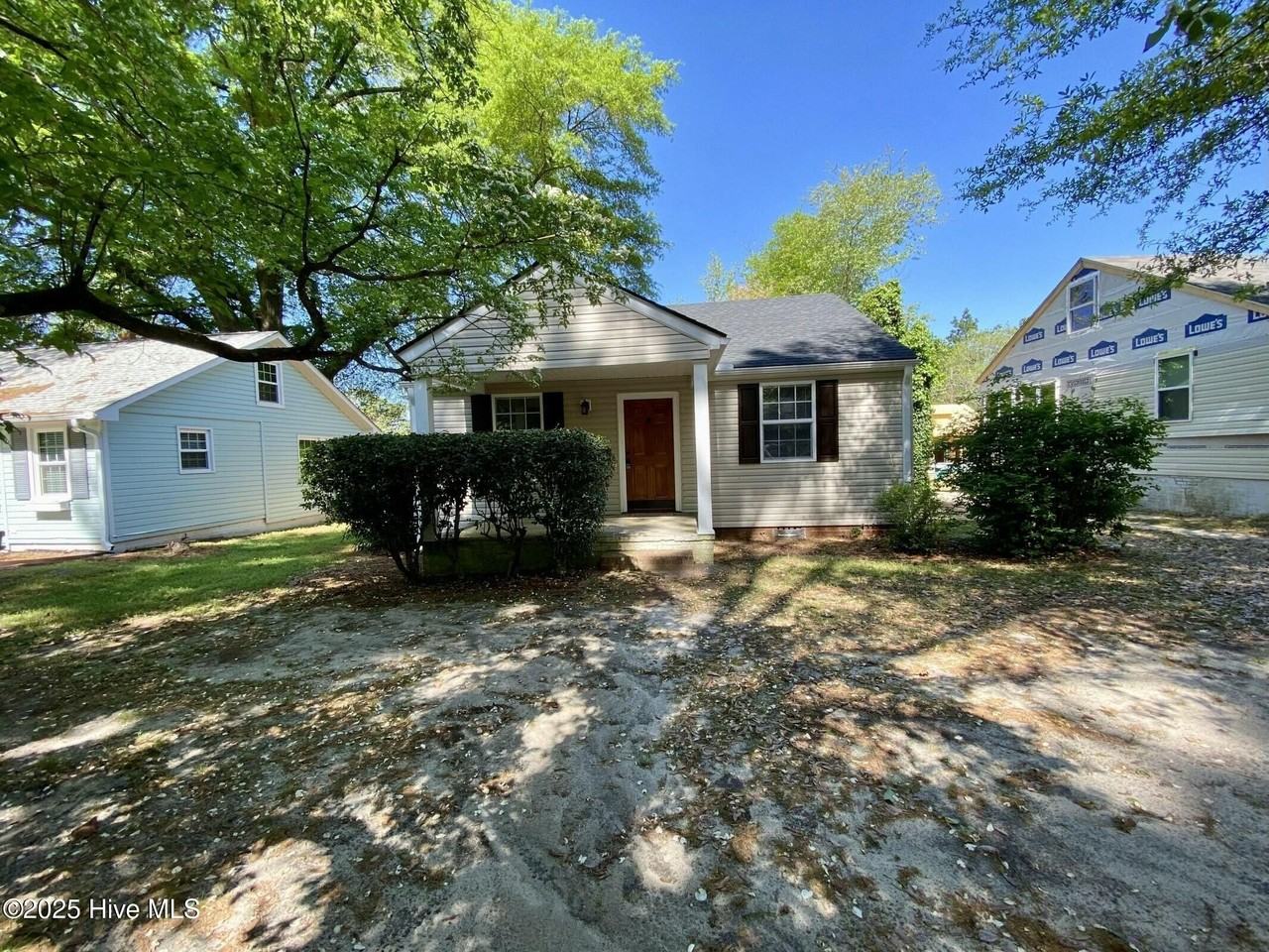 513 W Chapin Rd - Photo 3 of 23