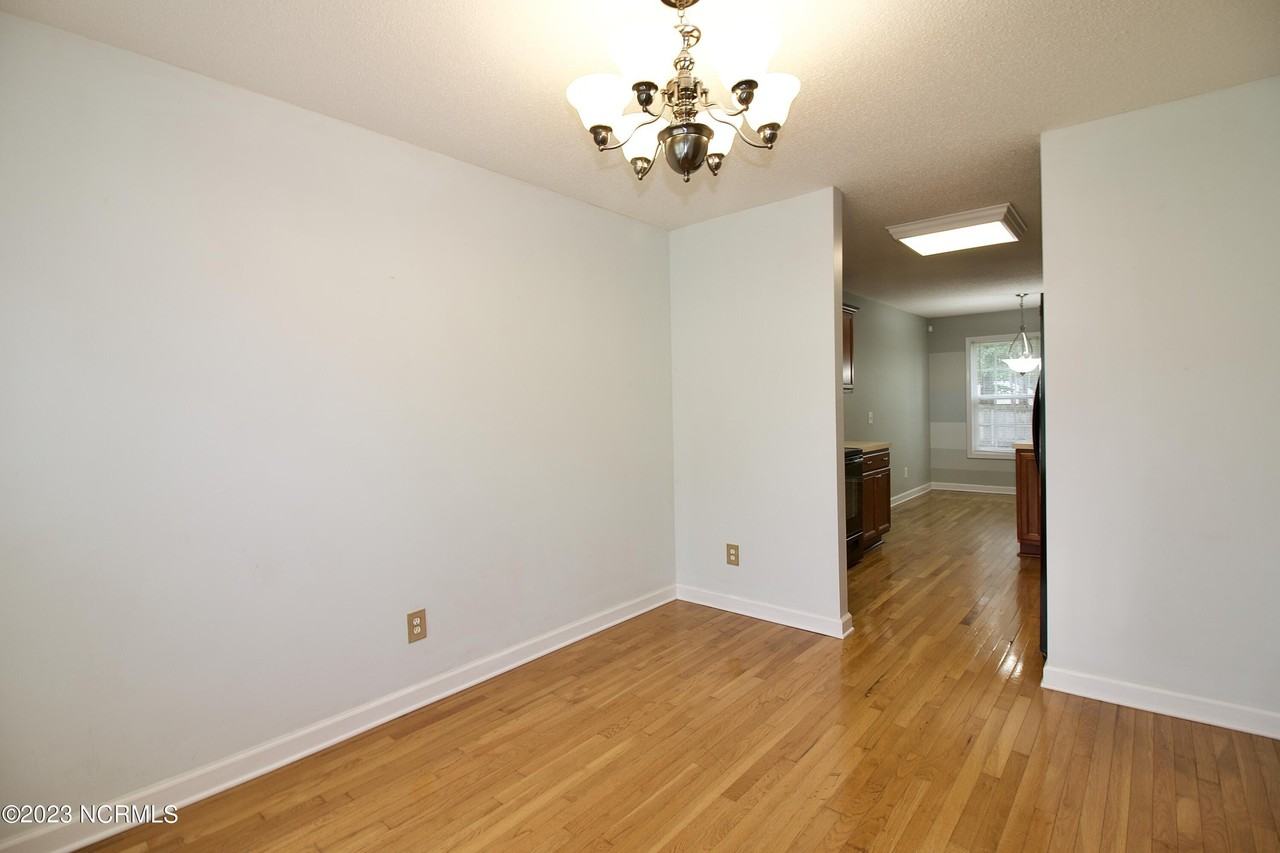 129 Lori Ln - Photo 7 of 50